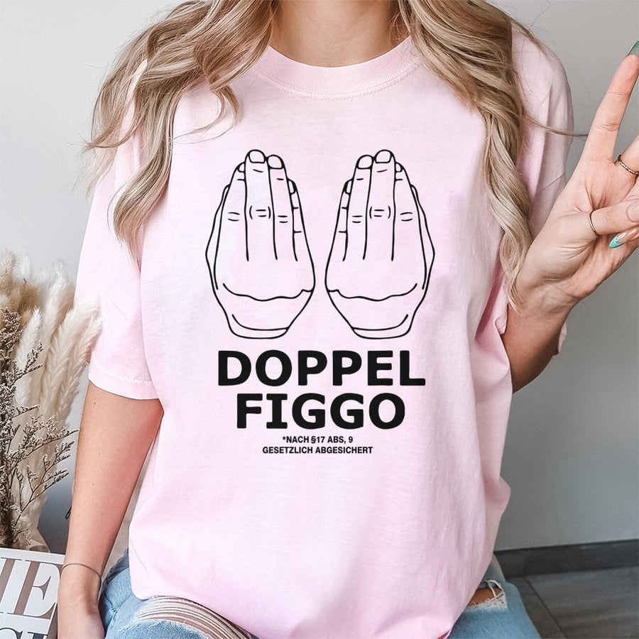 Doppel Figgo T-Shirt | Funny Hand Gesture Graphic Print | Soft 100% Cotton Premium Tee | Novelty German Slogan Gift for Men and Women