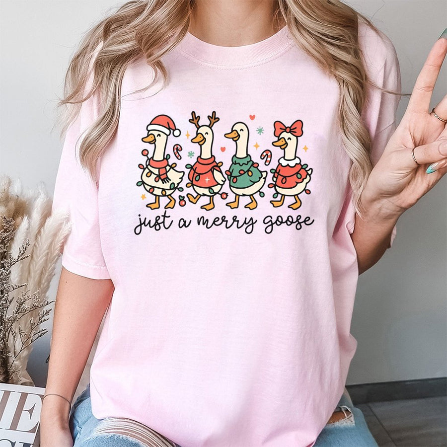Christmas Goose T-Shirt | Funny Holiday Bird Graphic with Santa Hat and Lights | 100% Soft Cotton Premium Tee | Festive Gift for Goose Lovers