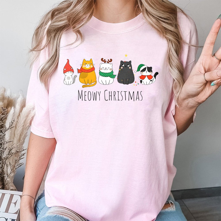 Meowy Christmas T-Shirt | Cute Festive Cat Graphic Design | Premium 100% Cotton Tee | Funny Holiday Gift for Cat Lovers