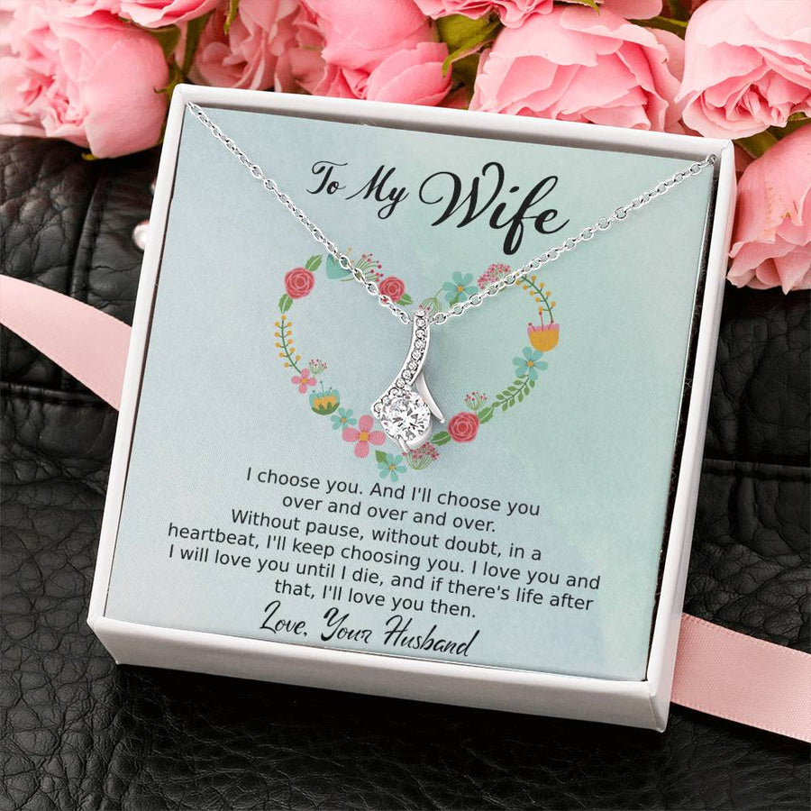 Enduring Devotion Beautiful Wife Heart 18K Yellow Gold Finish Alluring Beauty Necklace Jewelry Romantic Gift for Stunning Wife Anniversary