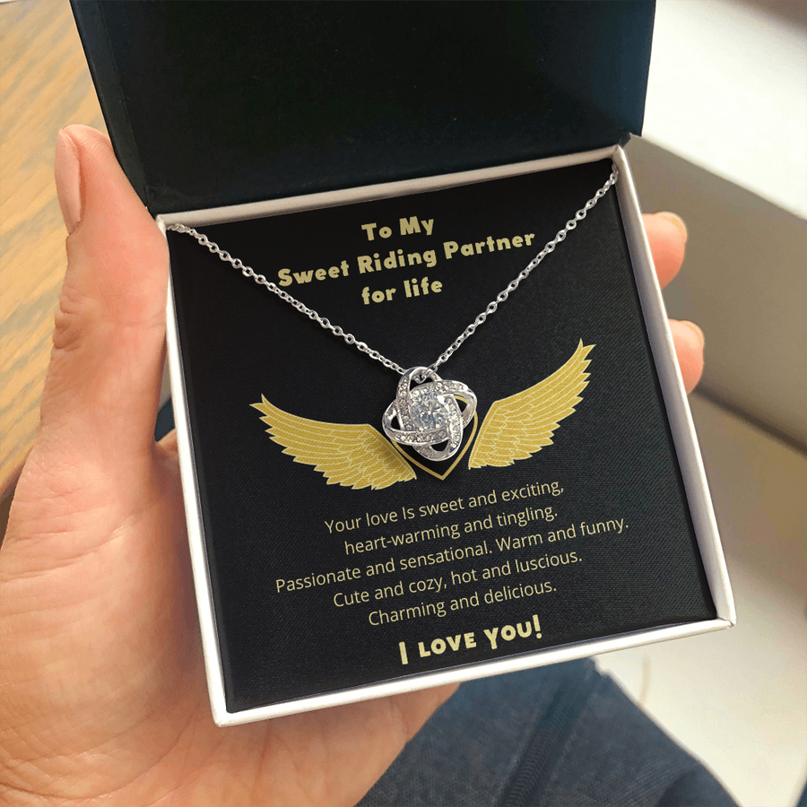 SWEET RIDE PARTNER NECLACE. Necklace
