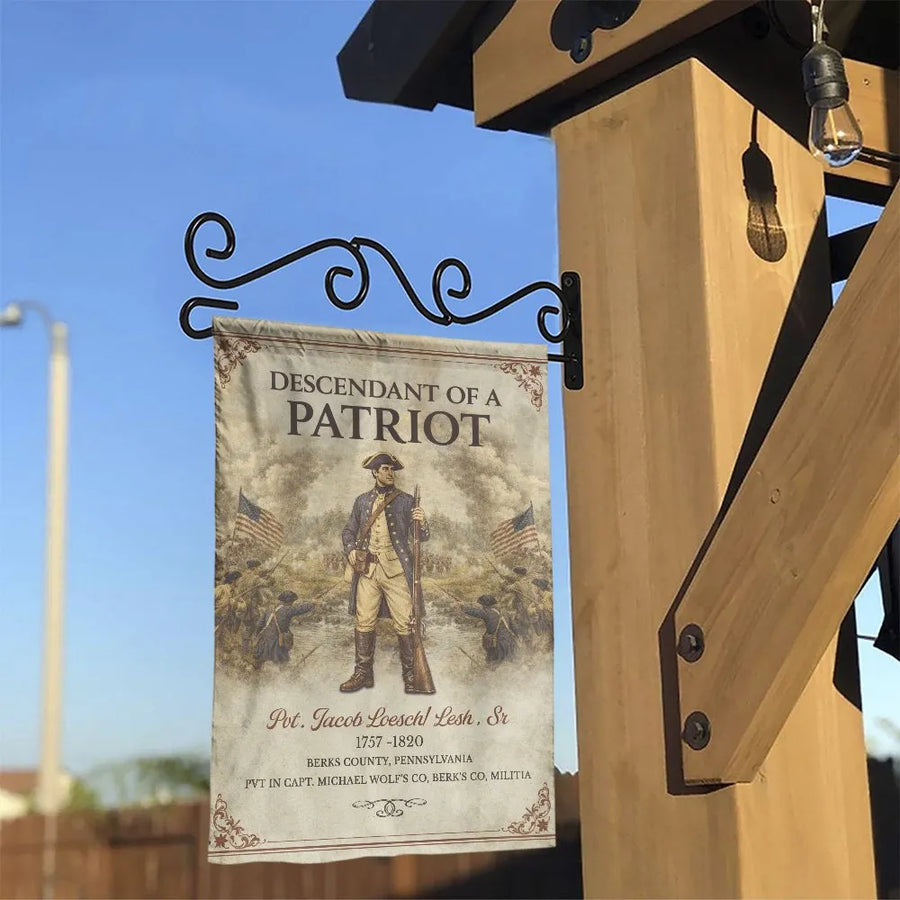 Descendant of a Patriot Garden Flag | Vintage Revolutionary War American Soldier | Double-Sided Weather-Resistant Polyester | Patriotic Family History Heritage Gift