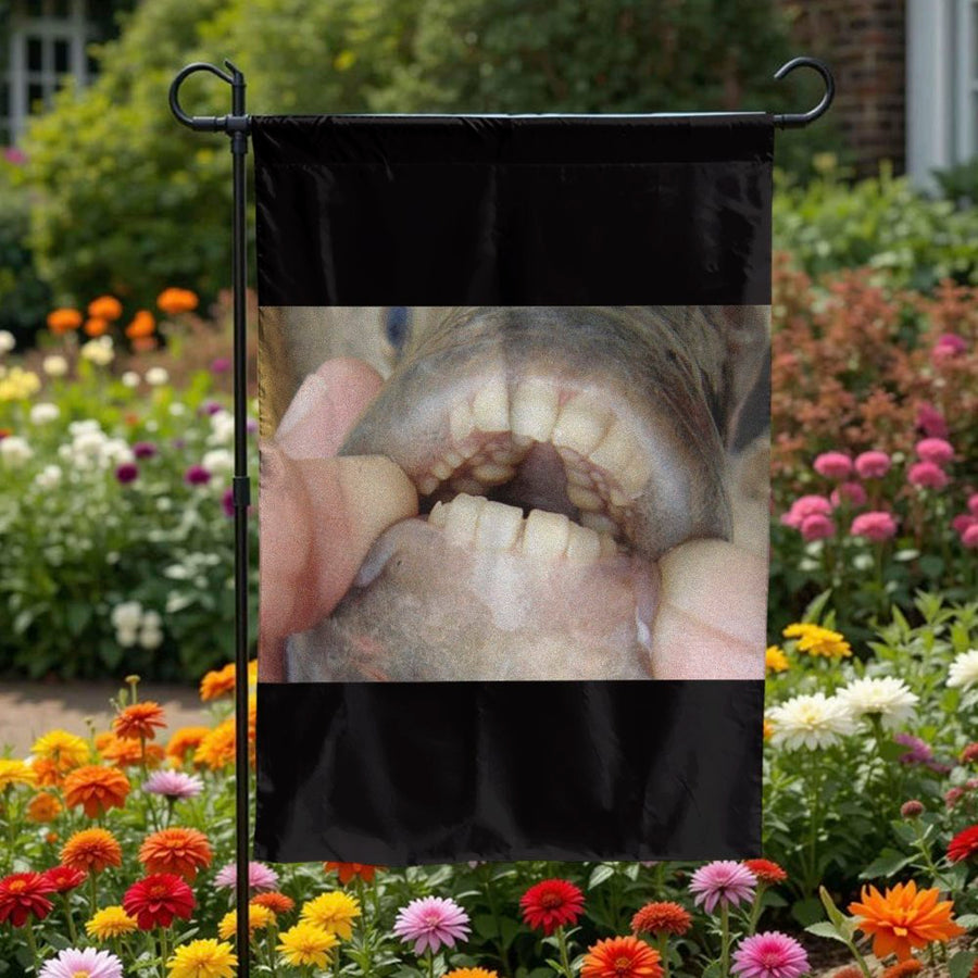 Funny Fish With Human Teeth Garden Flag | Humorous Pacu Fish Outdoor Decor | Weather-Resistant Polyester | Quirky Gift for Fishermen