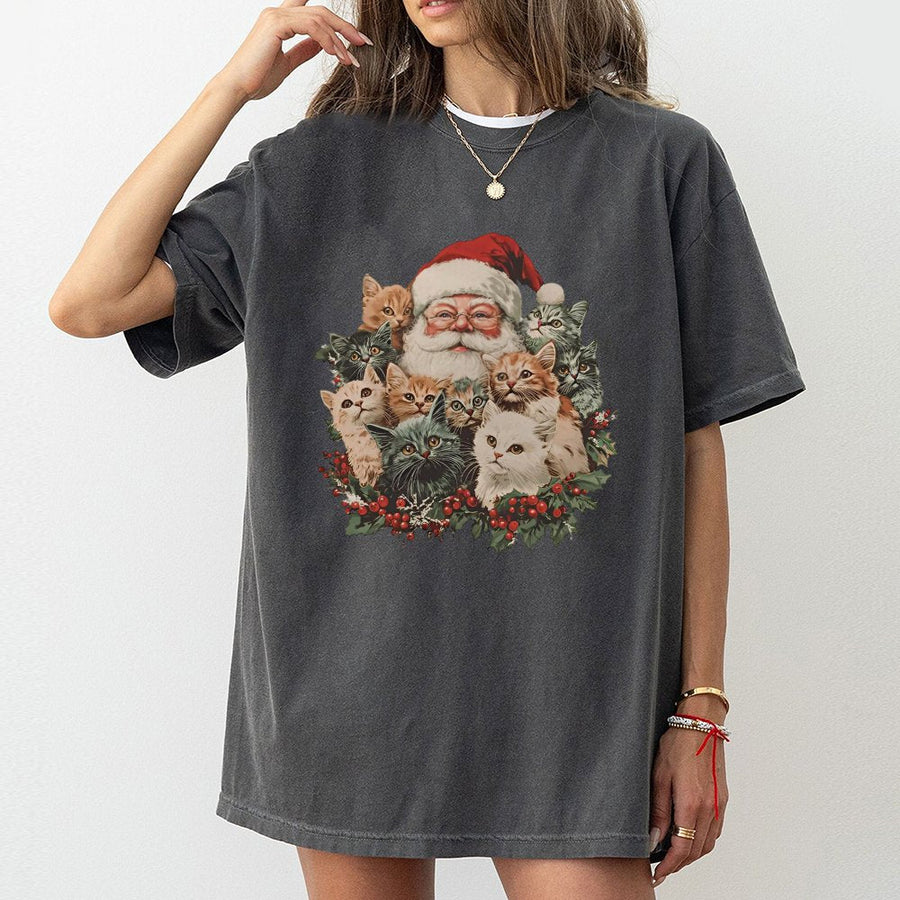 Santa Claus and Kittens Christmas T-Shirt | Vintage Style Festive Cat Graphic | Premium 100% Cotton Tee | Holiday Gift for Cat Lovers