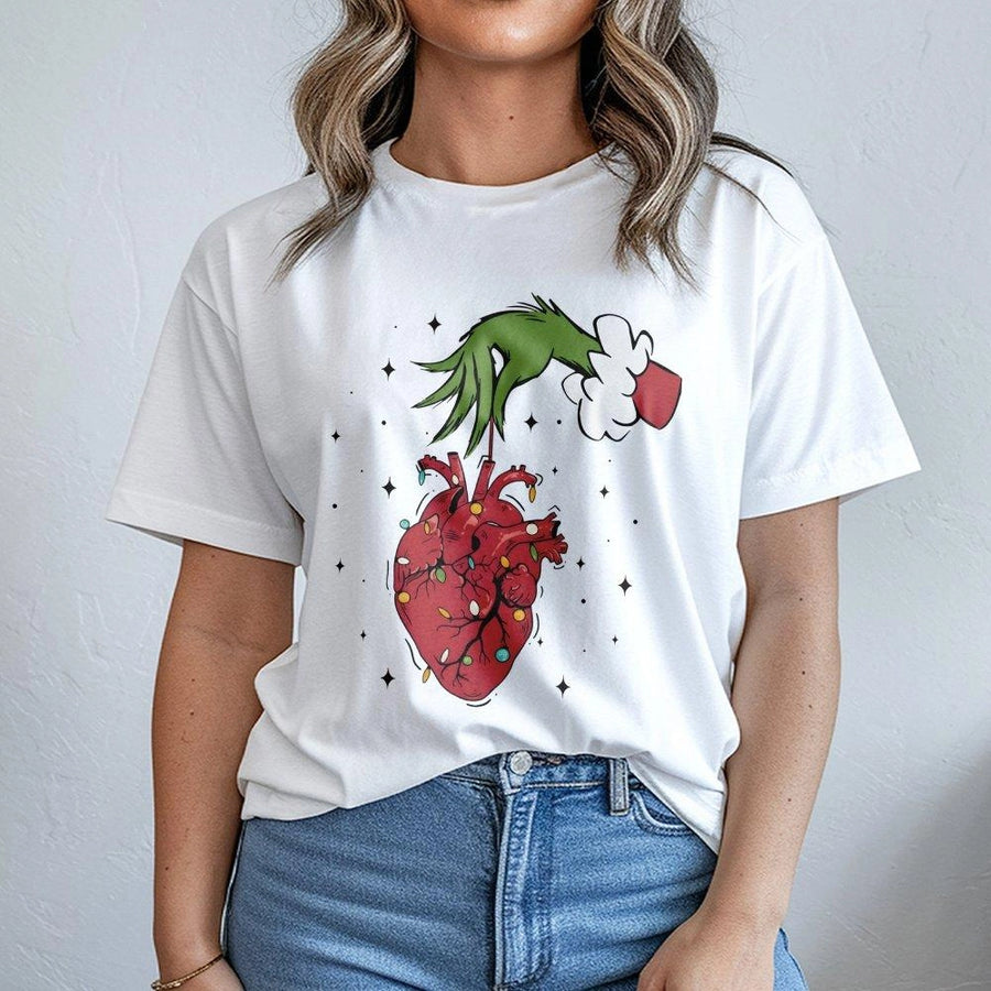 Christmas Heart T-Shirt | Festive Anatomical Heart Graphic | Premium 100% Cotton Tee | Gift for Nurses and Medical Professionals