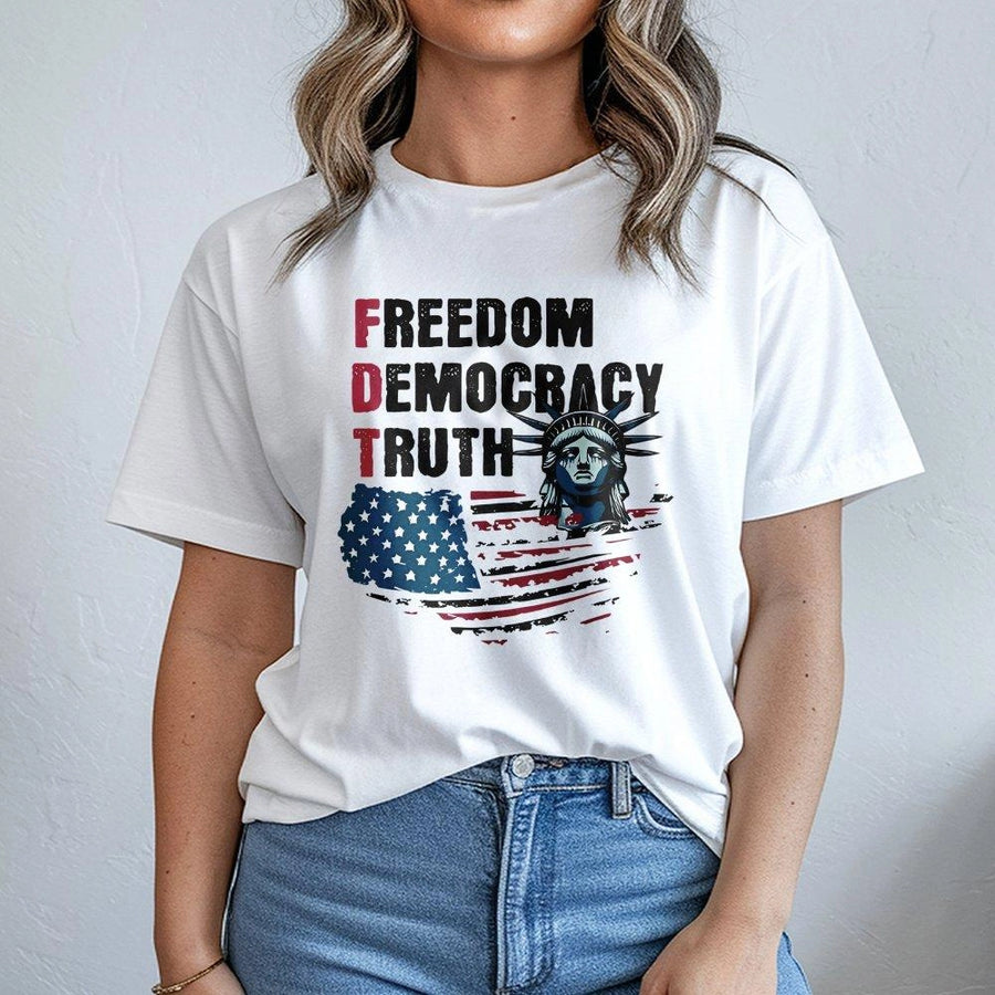 Freedom Democracy Truth T-Shirt | Patriotic Statue Of Liberty Graphic | 100% Cotton Premium Tee | Unisex American Apparel Gift For Men And Women