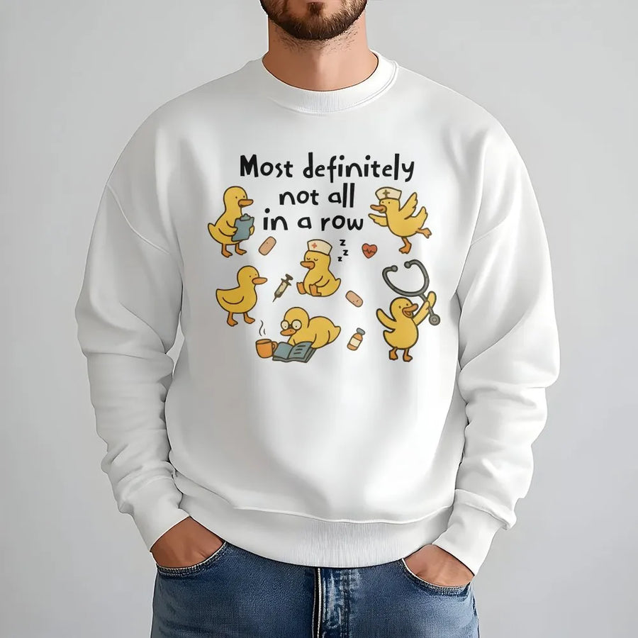 Sweat-shirt canard infirmier amusant | Motif cartoon rétro « Pas dans l'ordre » | Mélange de coton douillet | Cadeau de reconnaissance pour une étudiante en soins infirmiers