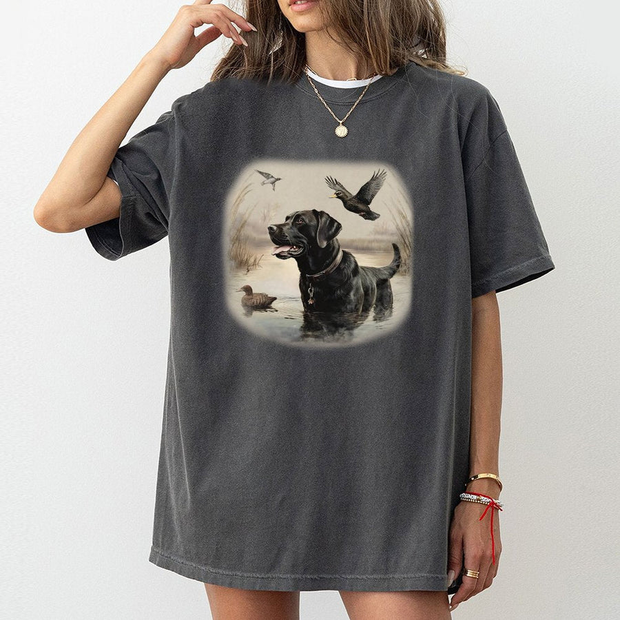 Black Lab Duck Hunting T-Shirt | Vintage Labrador Retriever Graphic Tee | 100% Cotton Premium Quality | Gift for Dog Lover and Outdoorsman