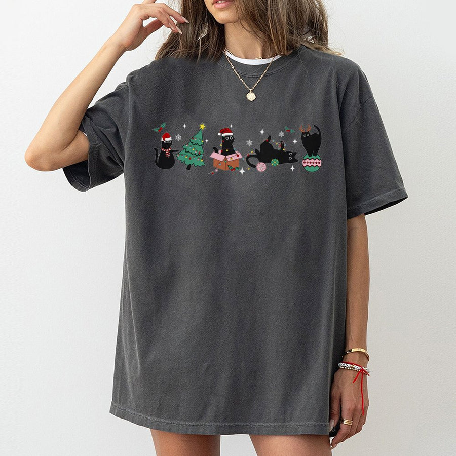 Christmas Black Cat T-Shirt | Cute Festive Holiday Kitties Graphic | 100% Cotton Premium Unisex Tee | Perfect Gift For Cat Lovers