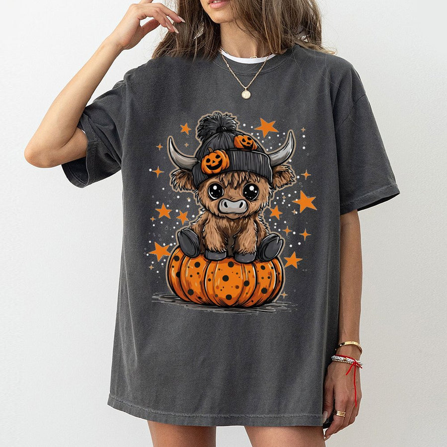 Highland Cow Halloween T-Shirt | Cute Baby Farm Animal Graphic Tee | Soft 100% Cotton Premium Gift | Spooky Pumpkin Fall Shirt for Women & Kids