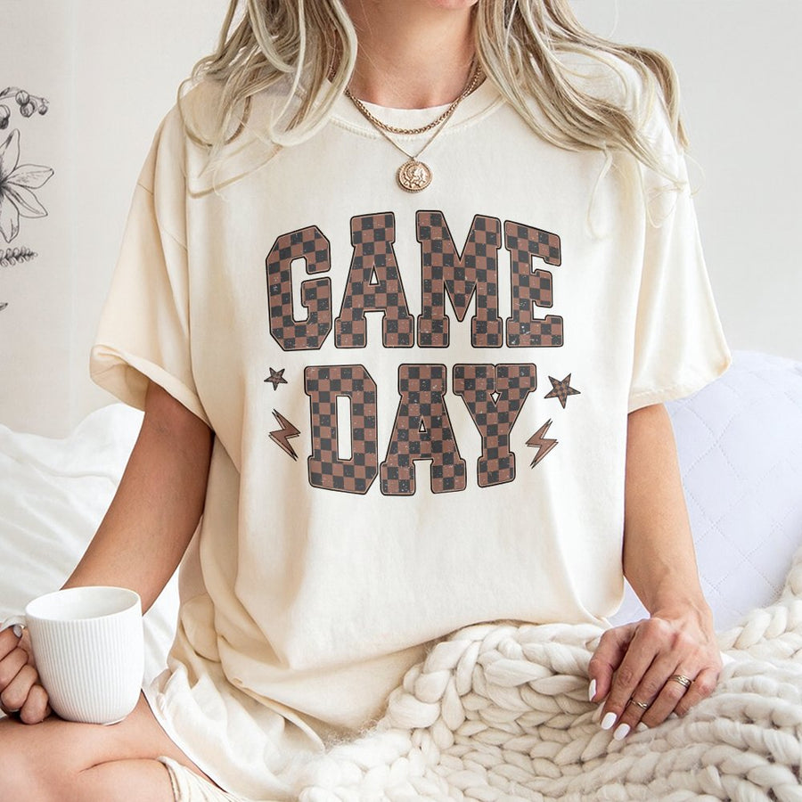 Game Day T-Shirt | Retro Checkered Sports Design | 100% Cotton Premium Comfort | Trendy Football Mom Gift for Fall Season