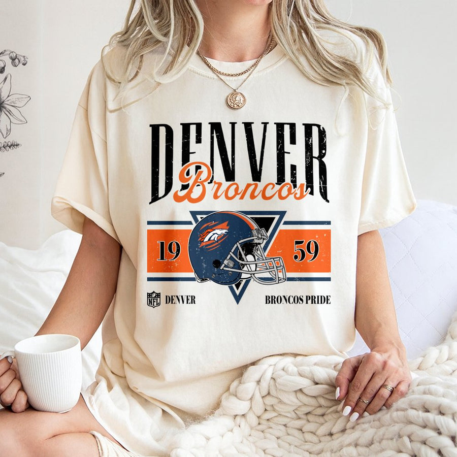 Vintage Style Denver T-Shirt Retro Denver Football T-Shirt Classic Football Fans Apparel Broncos Fan Gear