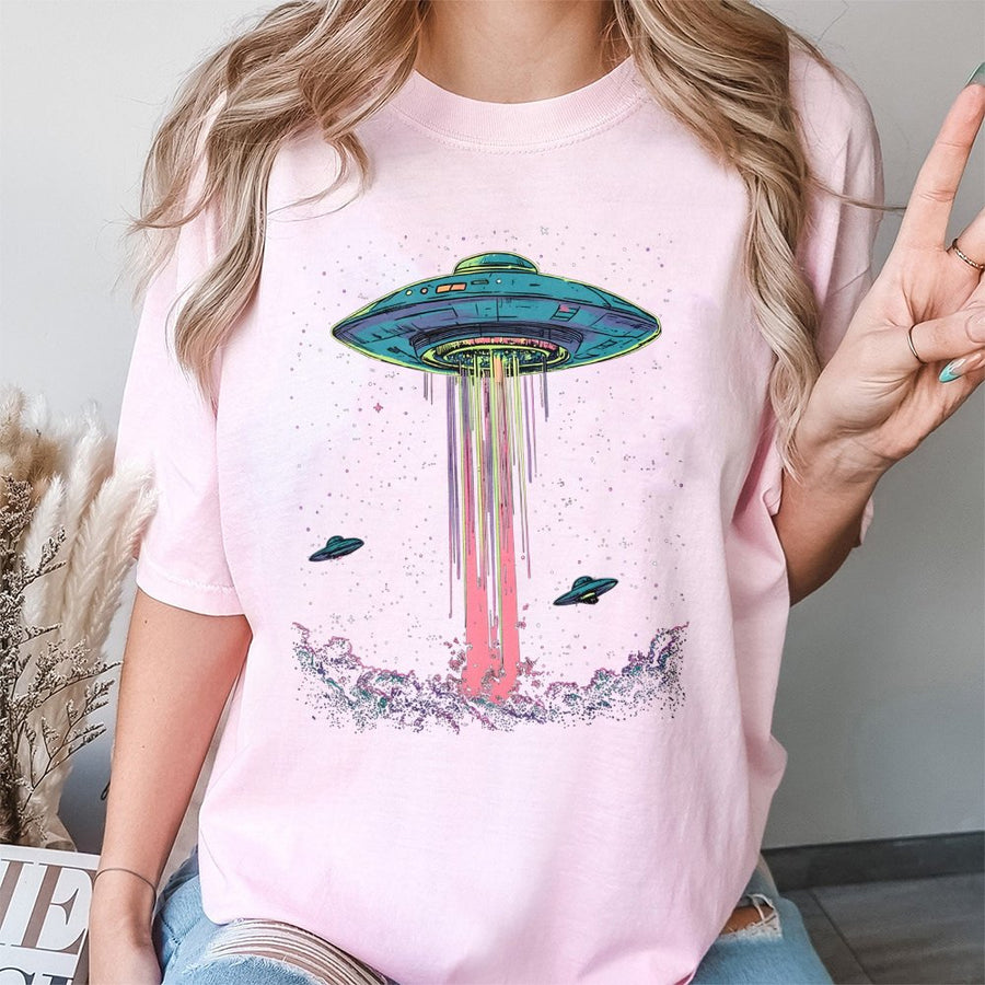 UFO Alien T-Shirt | Retro Sci-Fi Abduction Graphic | 100% Cotton Premium Tee | Unique Gift for Space and Paranormal Enthusiasts