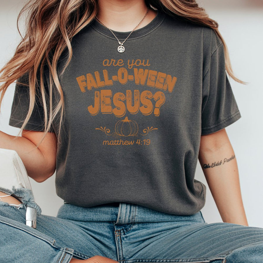 Fall-O-Ween Jesus T-Shirt | Retro Christian Faith Graphic | 100% Cotton Premium Tee | Faith-Based Autumn Gift for Men and Women