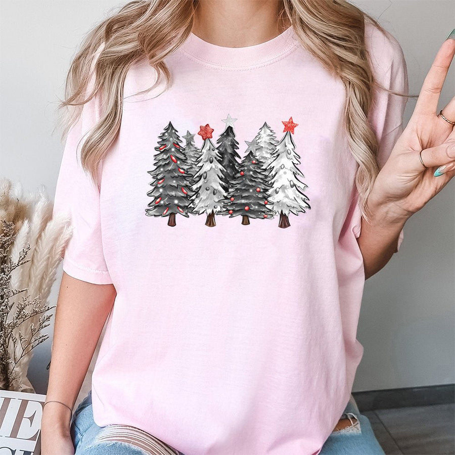 Christmas Tree T-Shirt | Modern Minimalist Holiday Pine Design | 100% Premium Cotton | Unisex Festive Gift for Women and Men