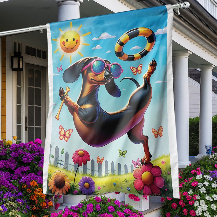Dachshund Garden Flag | Playful Summer Dog With Sunglasses Design | Weather-Resistant Premium Polyester | Cute Outdoor Garden Decor Gift