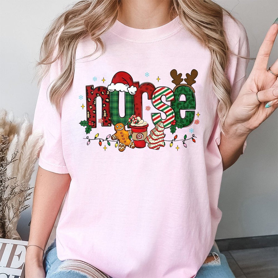 Christmas Nurse T-Shirt | Festive Gingerbread Holiday Graphic | 100% Premium Cotton | Cute Xmas Gift For Nursing Students And RNs