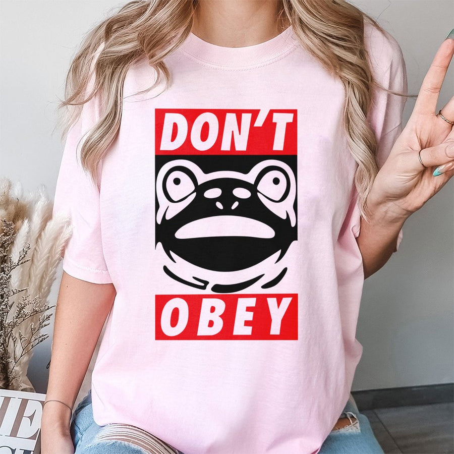 Dont Obey Frog Graphic T-Shirt | Funny Toad Resistance Art | Premium Cotton Unisex Tee | Retro Streetwear Aesthetic Gift for Men and Women