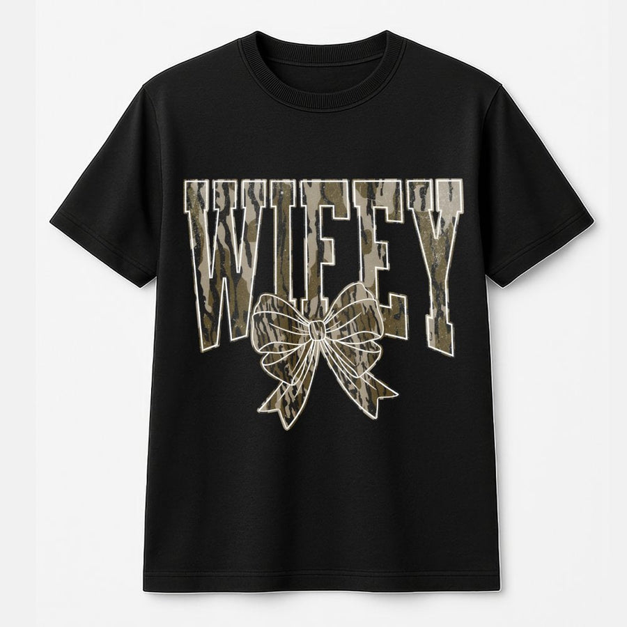 Wifey Camo Bow T-Shirt | Trendy Coquette Aesthetic Graphic Top | Premium 100% Cotton | Cute Bridal Shower Gift for Bride Newlywed Wife