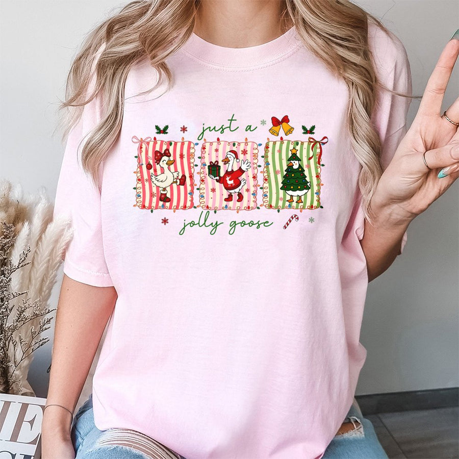 Jolly Goose Christmas T-Shirt | Cute Festive Holiday Bird Design | 100% Premium Cotton | Perfect Xmas Gift For Goose Lovers
