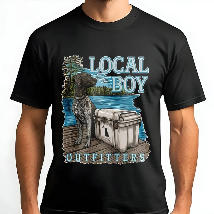 Gundog Dockside Graphic T-Shirt | Pointer Dog & Cooler Outdoor Art | Premium Cotton Tee | Gift for Anglers, Hunters & Outdoor Enthusiasts