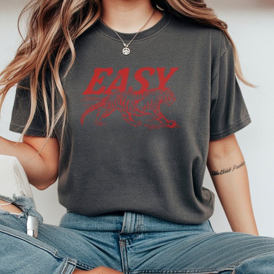 Easy Tiger T-Shirt | Vintage Distressed Graphic Print | Premium 100% Cotton | Unisex Retro Style Gift for Nature Lovers