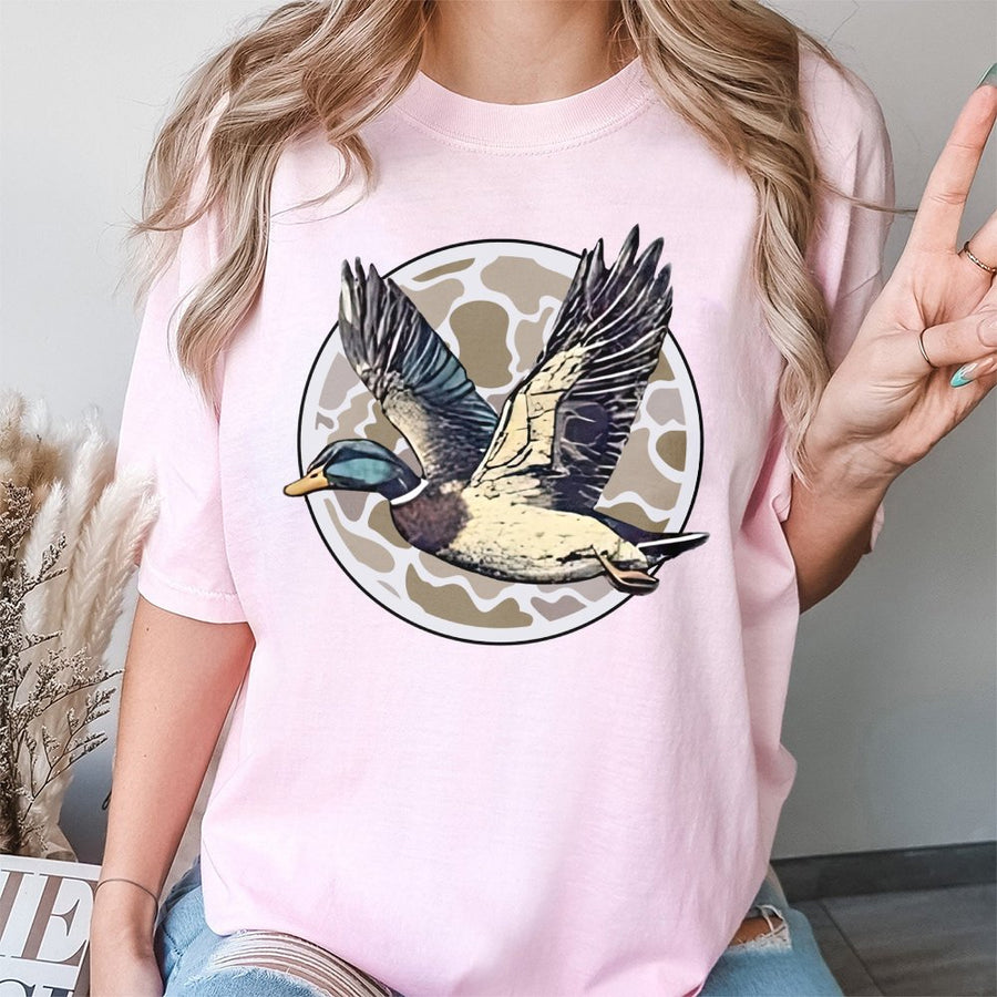 Mallard Duck Hunting T-Shirt | Retro Camo Circle Graphic | 100% Premium Cotton Tee | Gift for Waterfowl Hunter and Outdoorsman