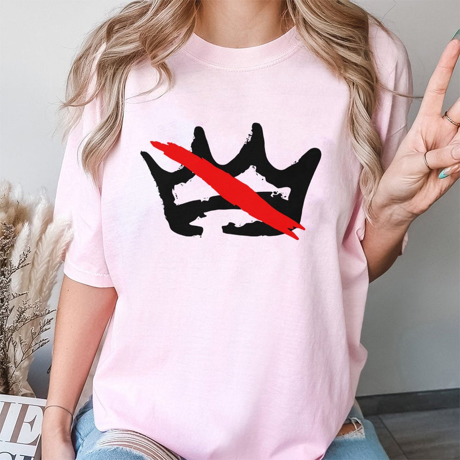 No Kings Protest T-Shirt | Anti-Monarchy Graphic Design | 100% Cotton Premium Tee | Activist Gift for Men and Women