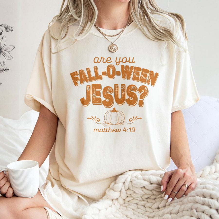 Fall-O-Ween Jesus T-Shirt | Retro Christian Faith Graphic | 100% Cotton Premium Tee | Faith-Based Autumn Gift for Men and Women