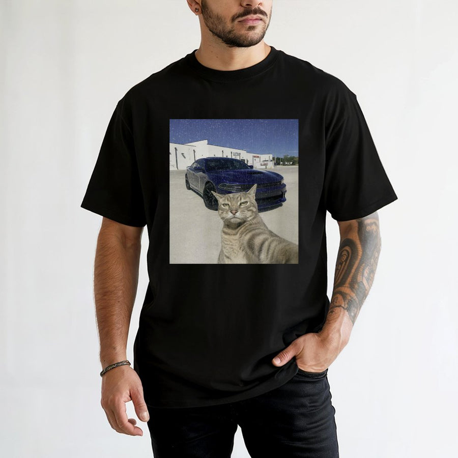 Funny Cat Selfie T-Shirt | Retro Car Meme Graphic Design | 100% Cotton Premium Unisex Tee | Humorous Gift For Cat Lovers And Car Enthusiasts
