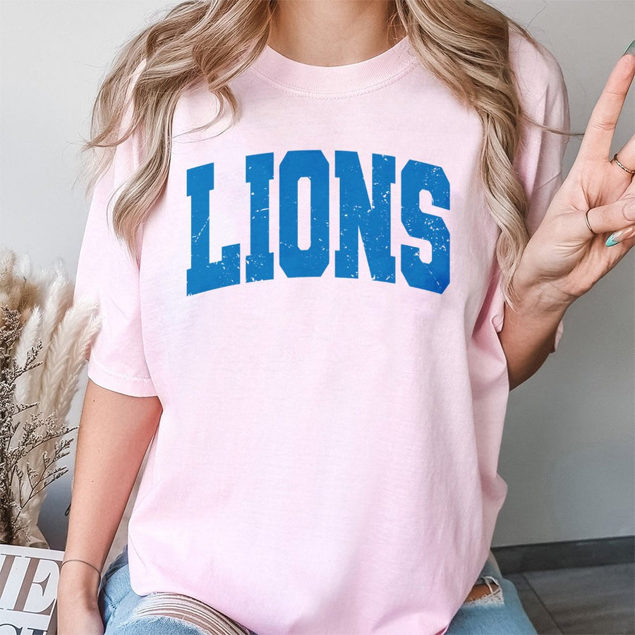 Retro Detroit Football T-Shirt, Lion Mascot T-Shirt, Game Day T-Shirt, Lions Mascot T-Shirt, Michigan Football, Detroit Football