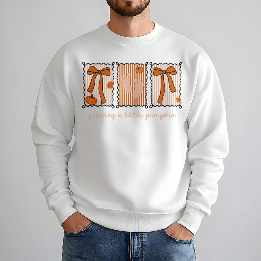 Sweat-shirt « Une petite citrouille pousse » | Annonce de grossesse d’automne | Doux mélange coton-polyester | Cadeau de maternité douillet pour future maman