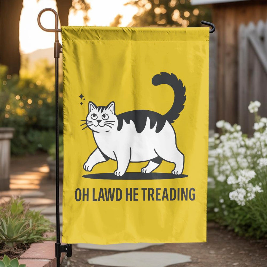 Funny Cat Garden Flag | Oh Lawd He Treading Chubby Kitty Yard Decor | Weather-Resistant Polyester | Gift for Cat Lovers & Garden Enthusiasts
