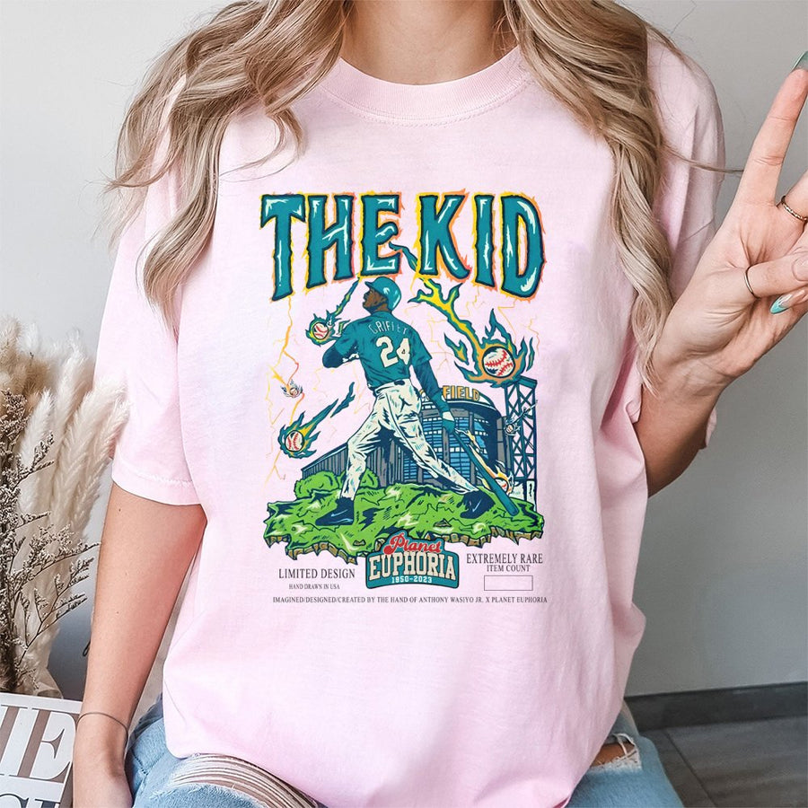 Baseball Legend Graphic T-Shirt | 90s Retro Sportswear Style | 100% Soft Cotton Tee | Gift for Baseball Fans and Sports Collectors
