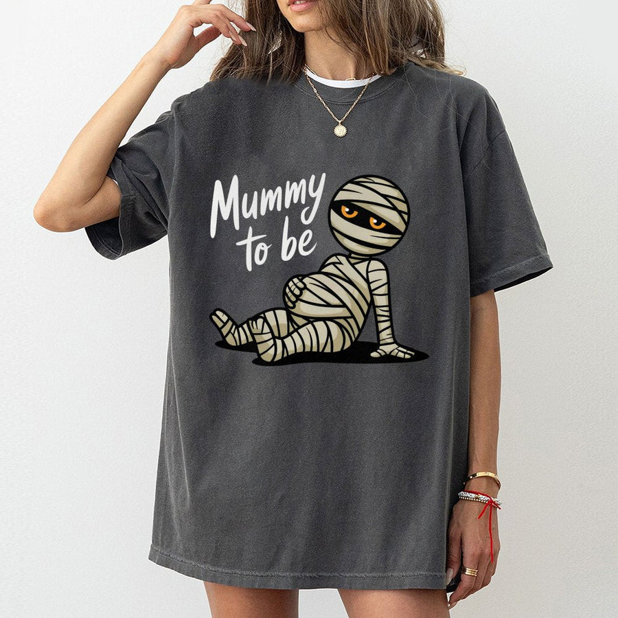 Mummy To Be Halloween Pregnancy T-Shirt | Funny Pregnant Mummy Graphic | 100% Soft Cotton Tee | Cute Baby Shower Gift For Expecting Mothers