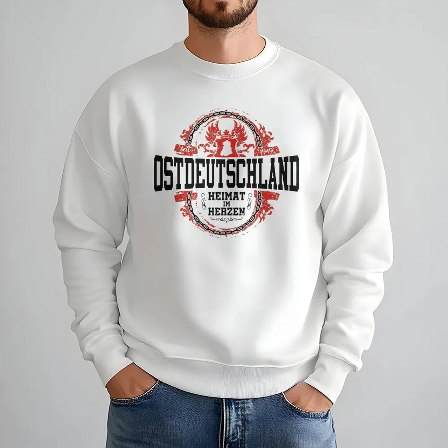 Ostdeutschland Heimat im Herzen Sweatshirt | Vintage DDR Ostalgie Design | Premium Baumwolle Shirt | Geschenk für Ostdeutsche & Geschichtsfans