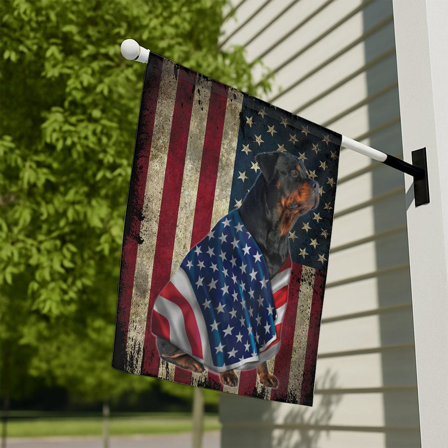 Rottweiler American Flag Garden Flag | Rustic Patriotic Dog Decor | Premium Weather-Resistant Polyester | Gift for Dog Lovers
