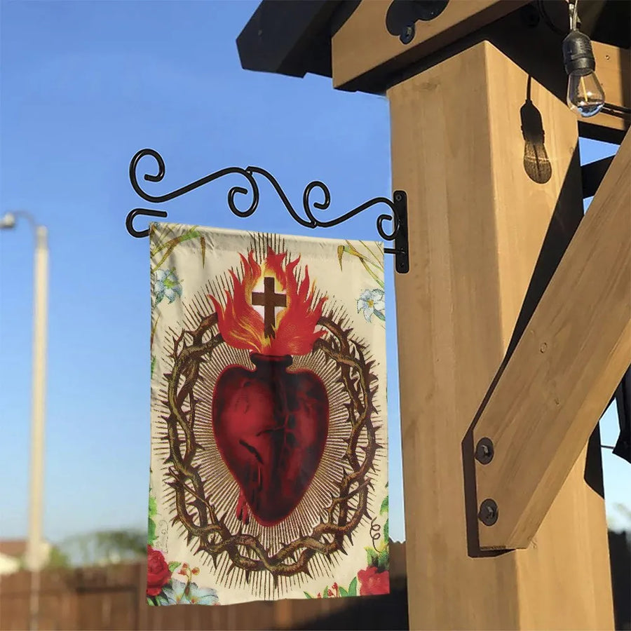 Sacred Heart of Jesus Garden Flag | Vintage Religious Art with Crown of Thorns | Weather-Resistant Polyester | Catholic Home & Yard Decor Gift