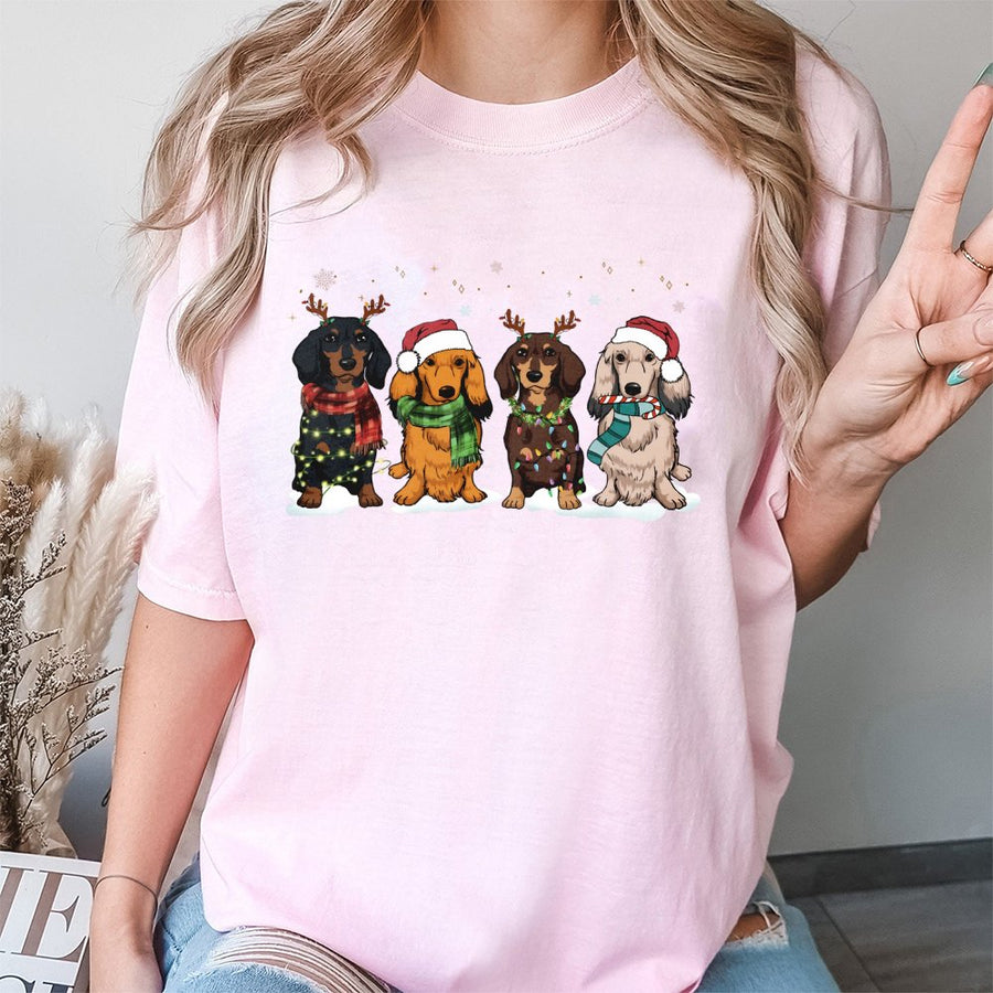 Dachshund Christmas T-Shirt | Festive Wiener Dog Holiday Graphic | Premium Cotton Unisex Tee | Cute Dog Lover Gift