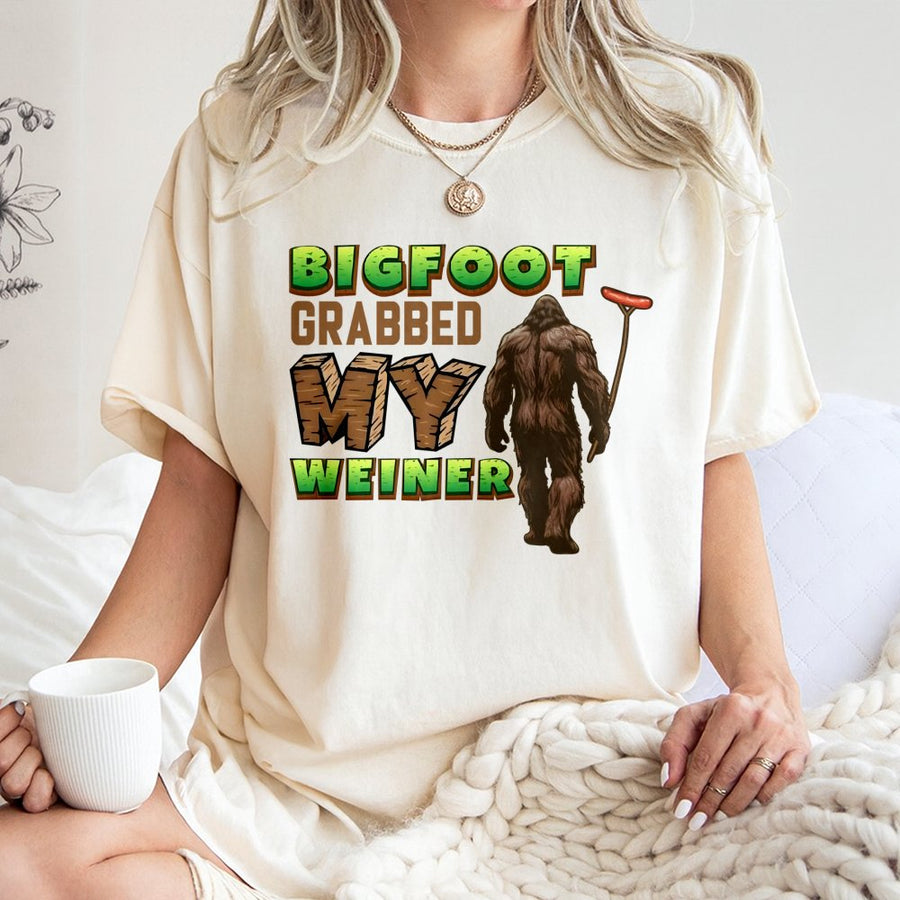 Bigfoot Grabbed My Weiner T-Shirt | Funny Camping Sasquatch Graphic | Premium 100% Cotton | Humorous Gift for Outdoorsmen and Campers