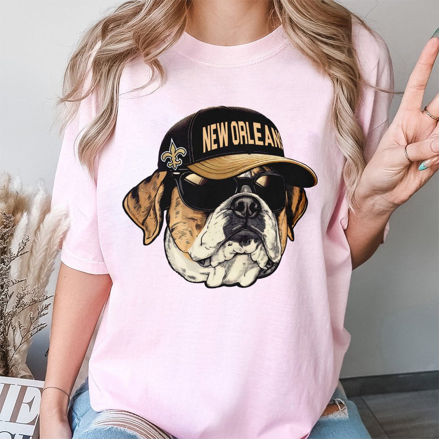 New Orleans Saints Fleur-De-Lis Logo Bulldog With Sunglasses T-Shirt