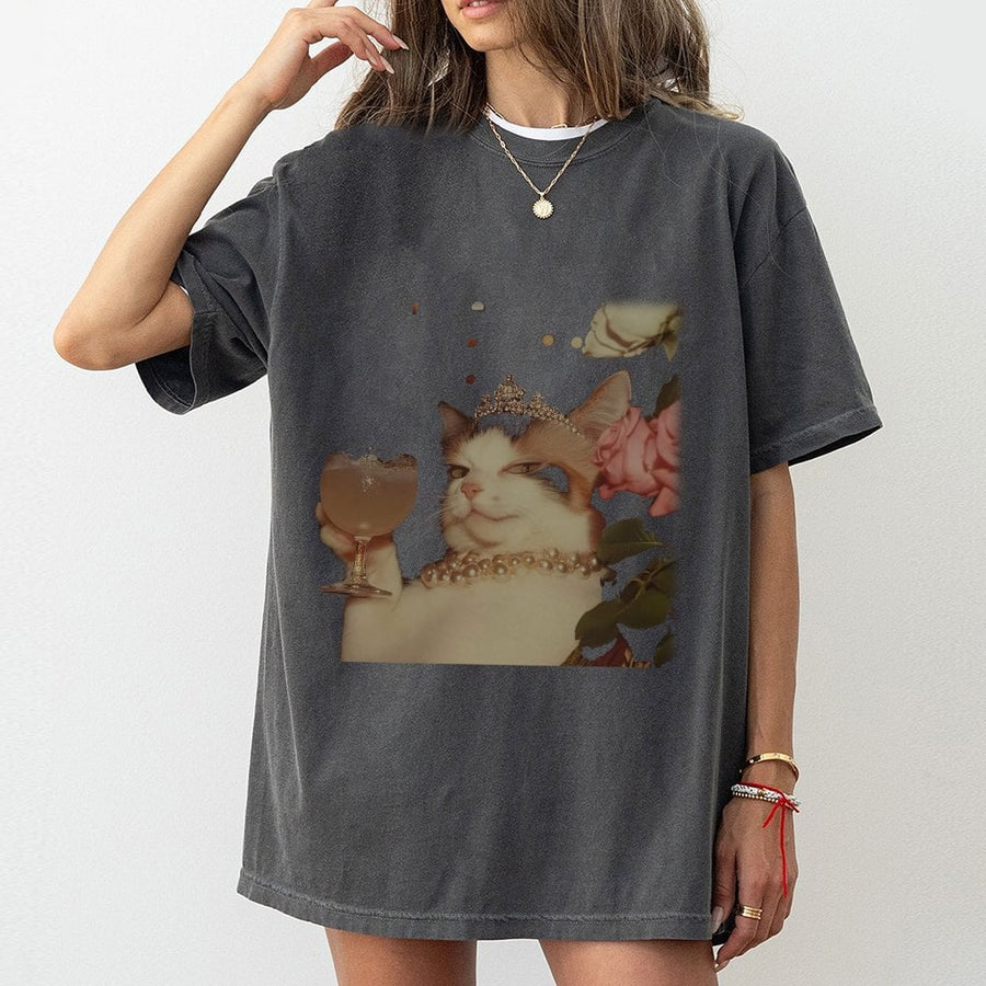 Elegant Cat T-Shirt | Funny Meme Queen Kitty Graphic | 100% Cotton Premium Tee | Unique Animal Lover Gift for Men and Women