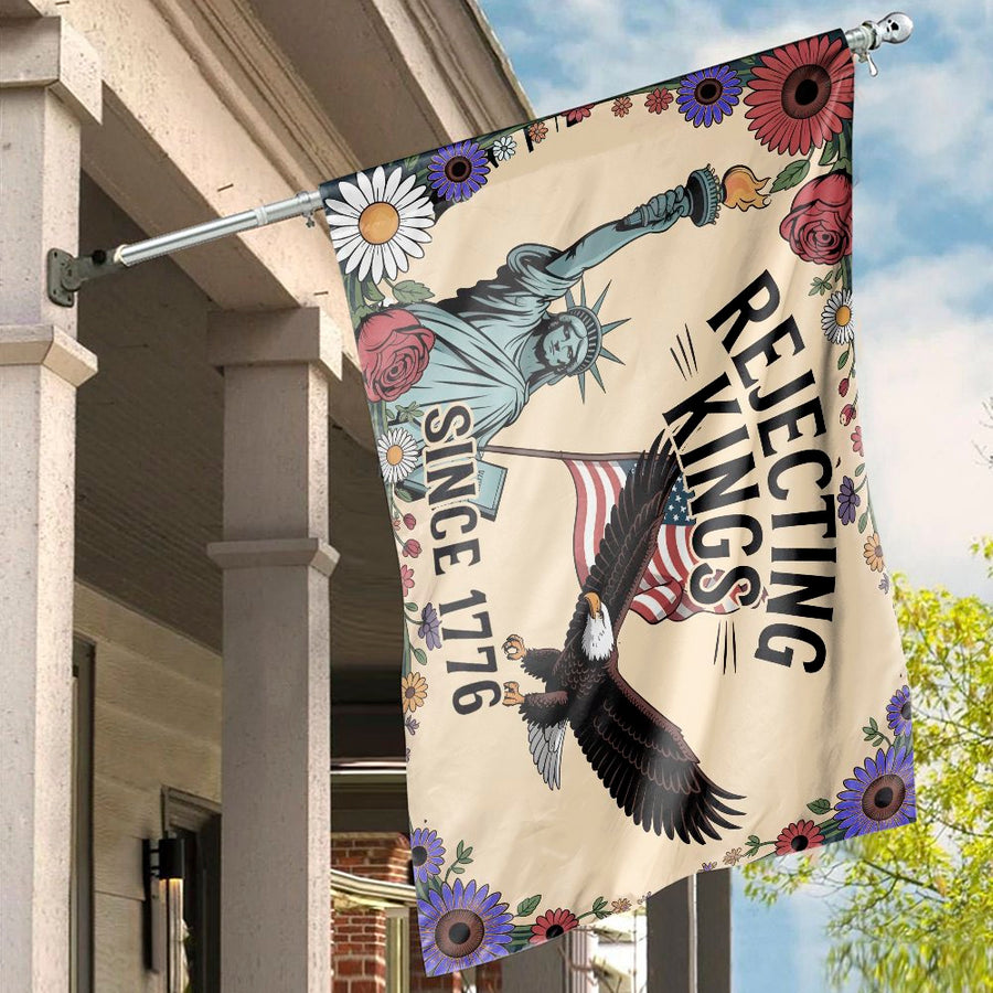 Rejecting Kings Since 1776 House Flag | Patriotic Statue of Liberty & Bald Eagle Design | Durable Weather-Resistant Polyester | Americana Garden Gift