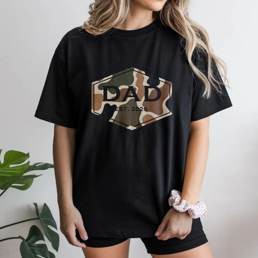 Dad Est 2026 T-Shirt | Camouflage Badge Graphic | Premium Cotton Blend | Gift For New Dad, Expecting Father