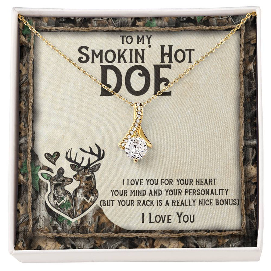 Smokin Hot Doe Love Heart Mind Personality 18K Yellow Gold Finish Alluring Beauty Necklace Jewelry Perfect Gift for Hunting Wife Anniversary