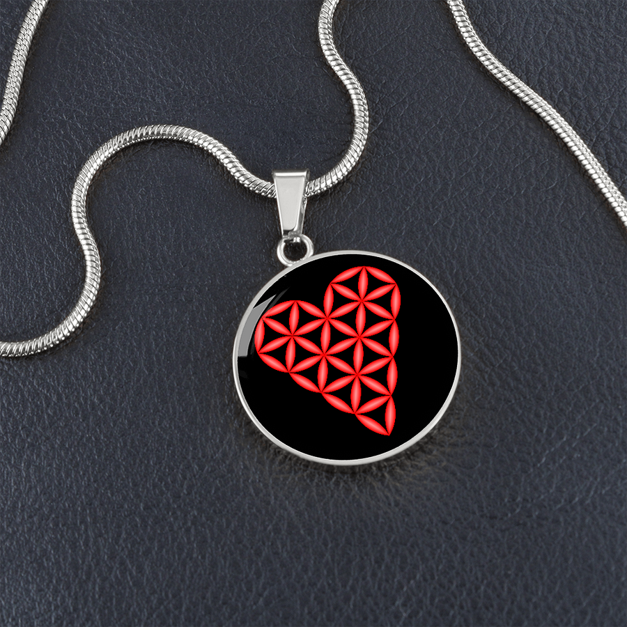 Luxury Circle Necklace with The 'Heart of Life', 3D-Red/Black.