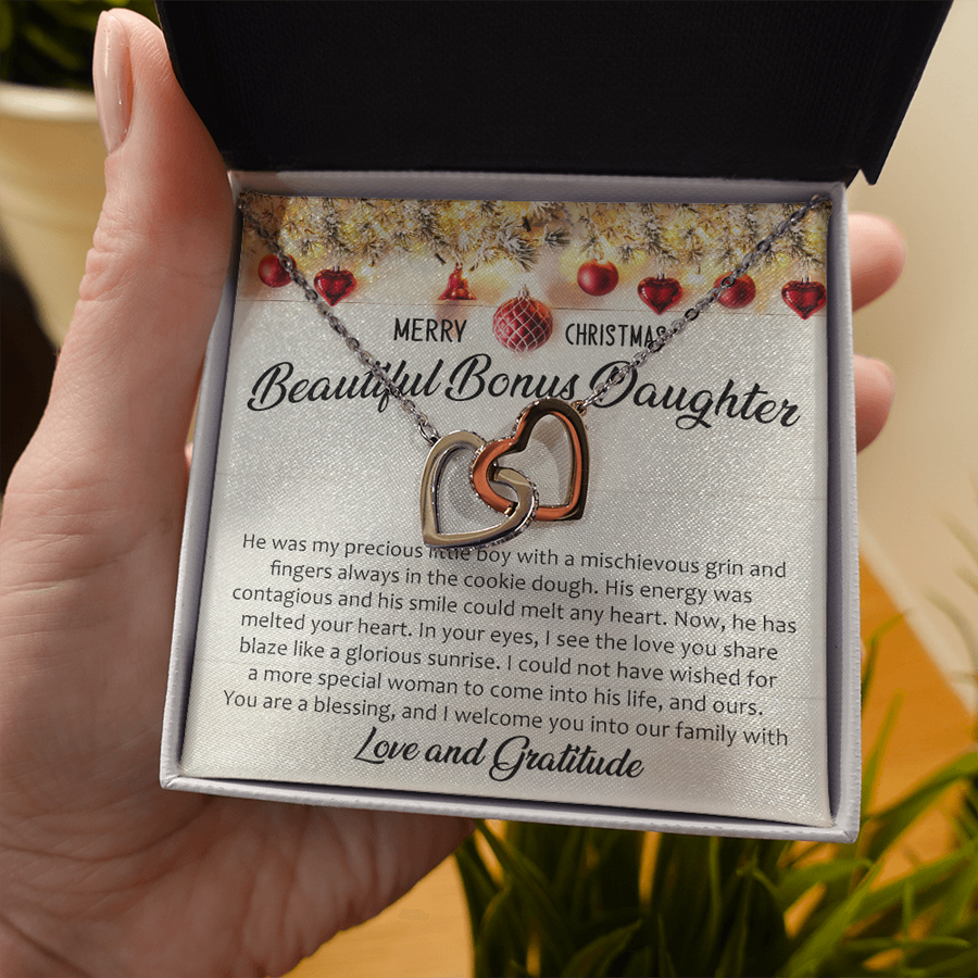I Welcome You Into Our Fammily Necklace