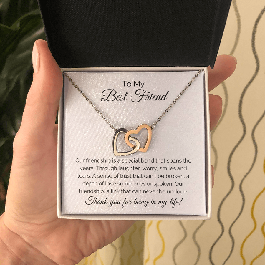 Our friendship is a special bond Necklace