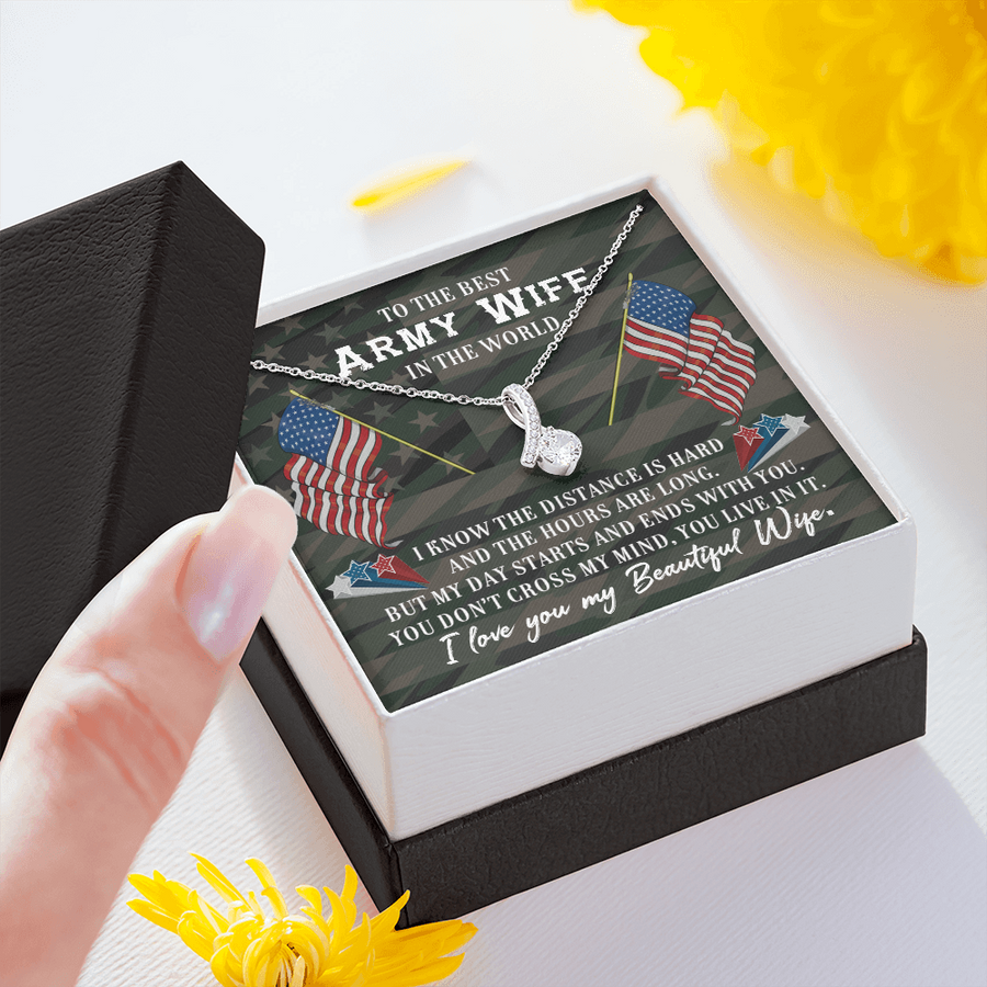 To The Best Army Wife In The World Necklace Gift, Anniversary Gift, Gifts for Her, Christmas Gift for Wife, Birthday Gift, Gift for Wife