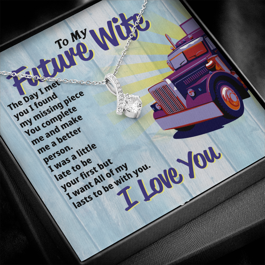 Trucker's Future Wife - Alluring Beauty Necklace